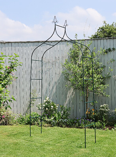 GARDEN ARCH