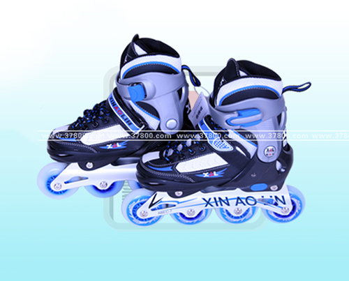 滑轮鞋