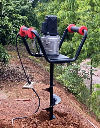 EARTH AUGER