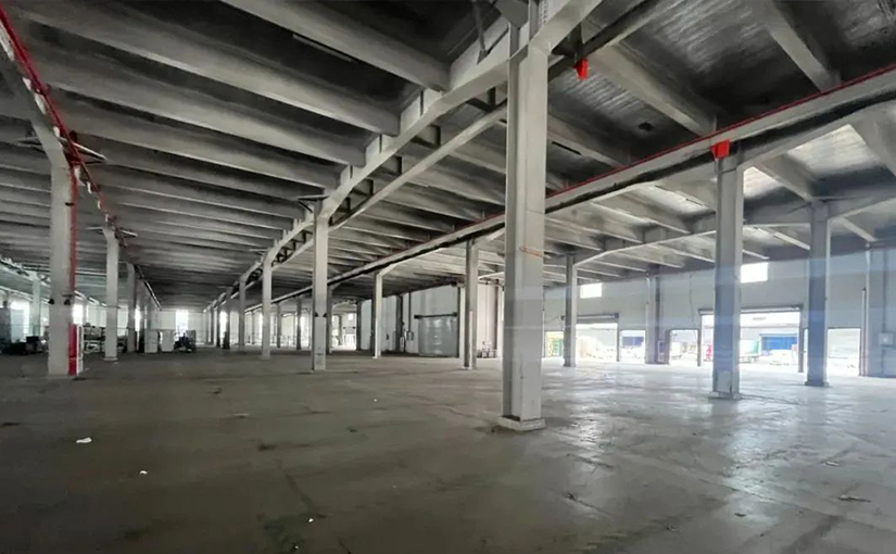 Warehouse and Logistics Center