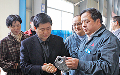 2007年11月30日团省委副书记周柳军视察我公司