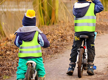 Children safety vest 